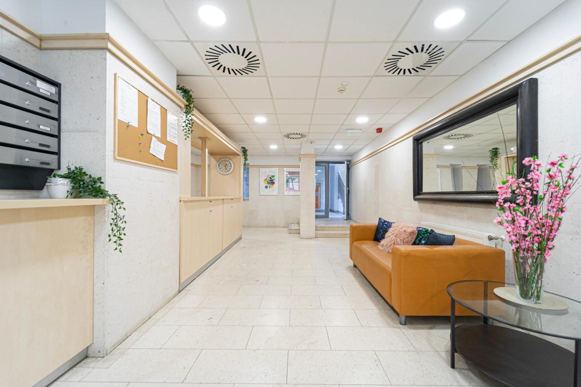 With Parking&terrace Apartament *